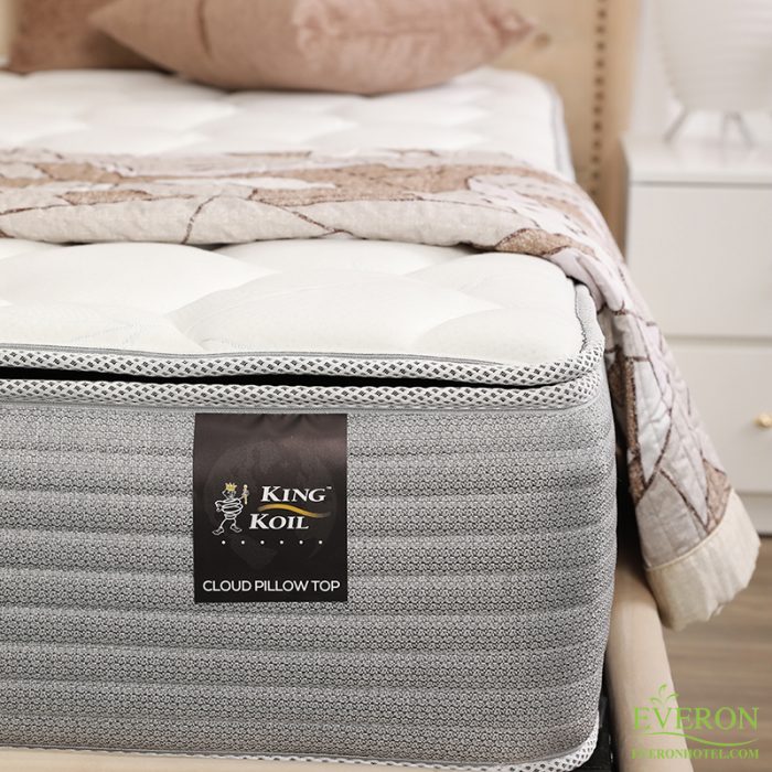 Đệm lò xo Kingkoil Cloud Pillow Top